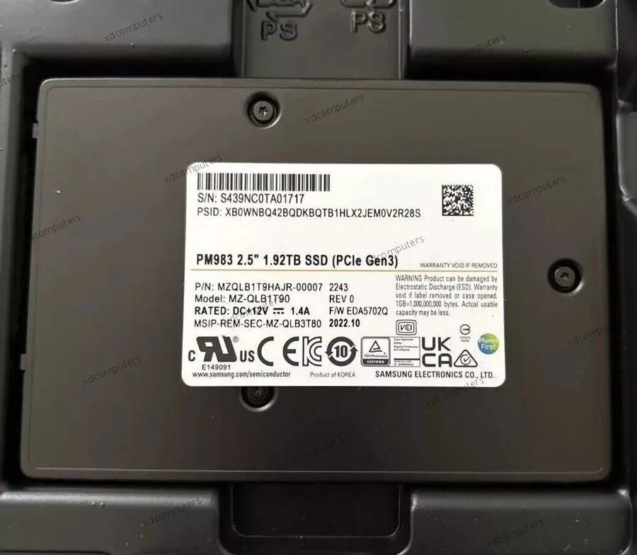 SSD-накопитель Samsung PM983 1.92TB SSD 2.5" U.2 PCIe 3.0 x4 MZQLB1T90 MZQLB1T9H