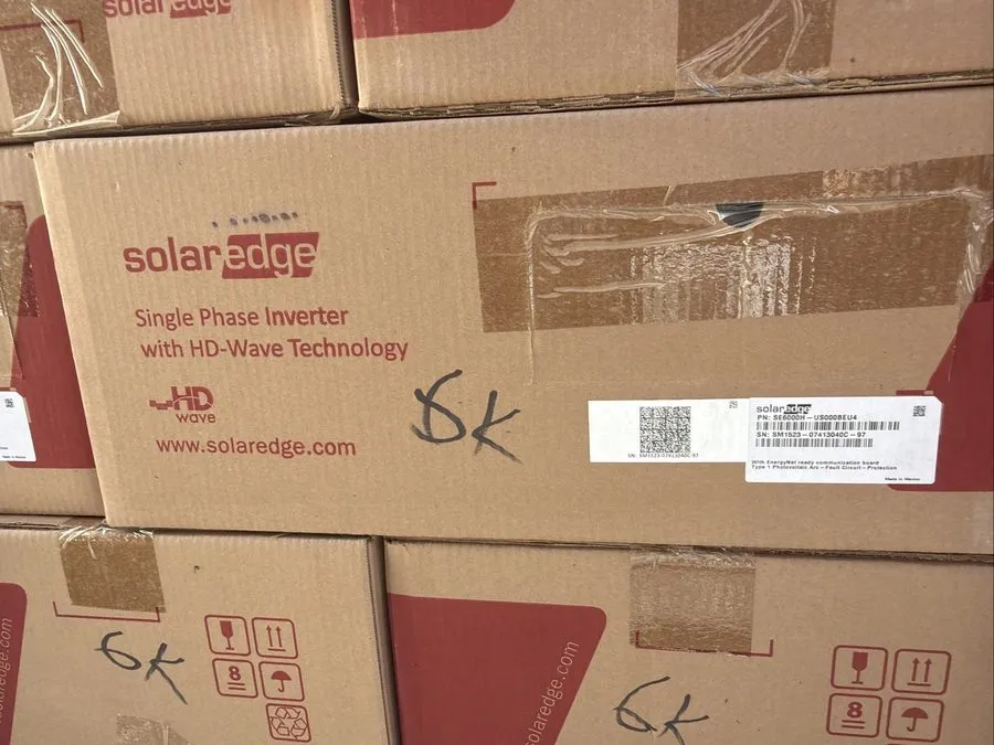 Инвертор SolarEdge 6.0kW HD-Wave Inverter SE6000H-US000BNU4