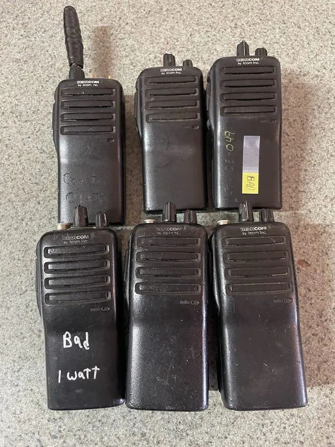 Радиостанция Icom IC-F14 VHF 136-174 16 CH 5W
