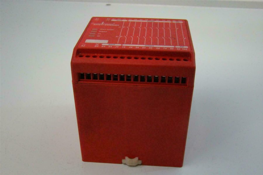 Фото лота 440R-ZBE820AZ2-A от продавца №61439