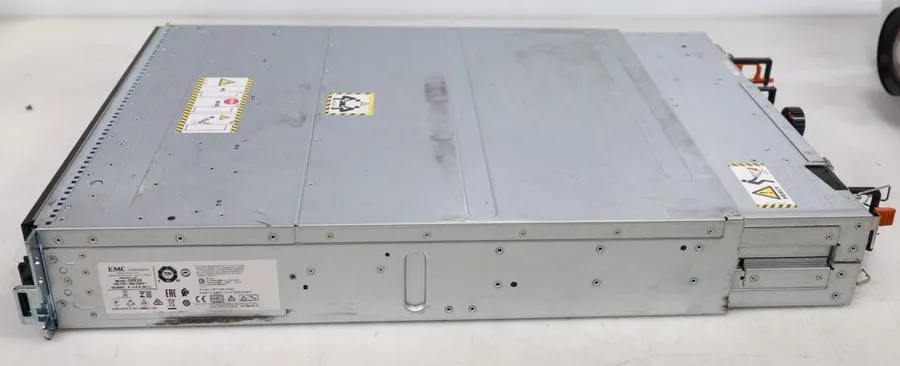 СХД Dell EMC Unity XT 380 OPE25 25-Bay 12G SAS Storage Array w/ 4x 600GB HDDs — фото лота 2