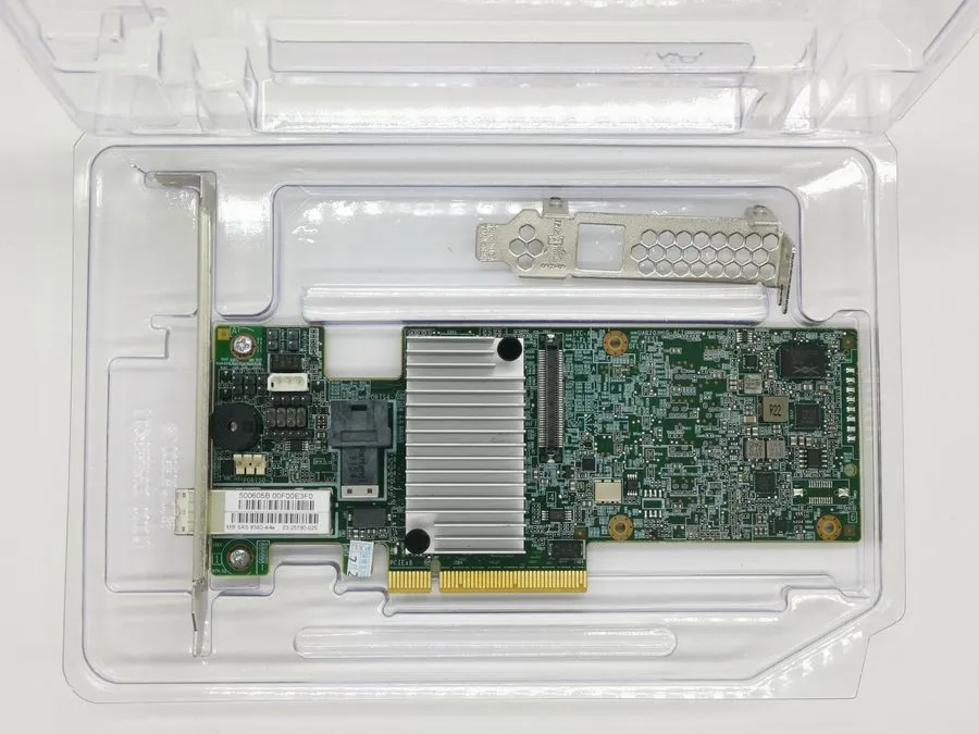 Контроллер LSI MegaRAID SAS 9380-4i4e 12Gb/s PCIe 3.0 8-Port RAID Controller Car