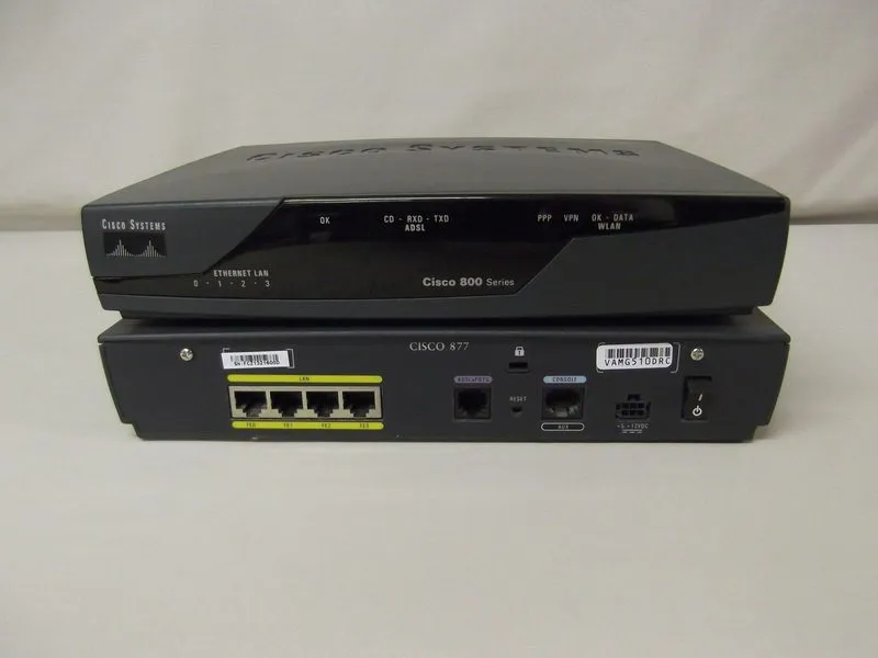 Маршрутизатор CISCO877-K9 Cisco 877 ADSL Integrated Service Router — фото лота 1