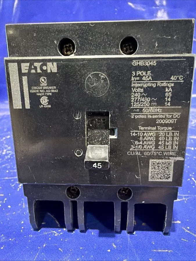 Автоматический выключатель Eaton GHB3045 45 Amp 277/480V 3 Pole GHB Bolt On Circ