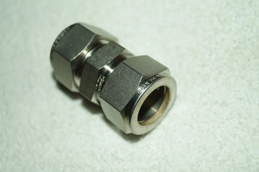 Фитинг Swagelok SS-1210-6 3/4" tube union fitting, 316 Stainless steel