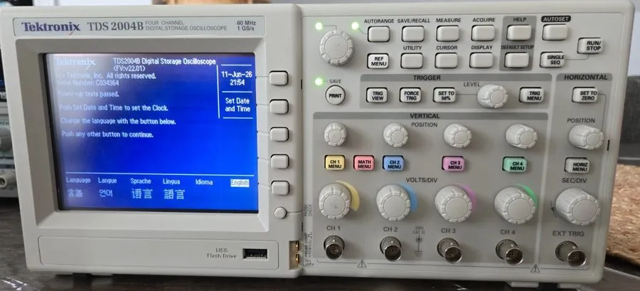 Тестер Tektronix TDS2004B Digital Storage Oscilloscope 4 Channel, 60MHz, 1GS/s
