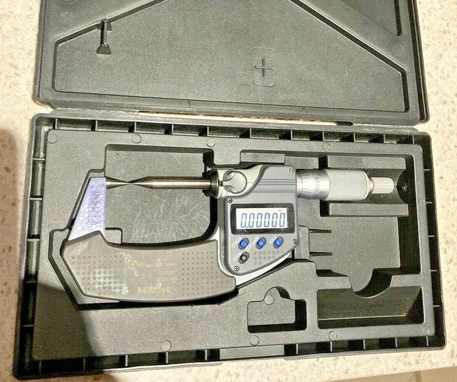 Микрометр Mitutoyo 342-361-30 0-1" / 0-25.4mm 30 Degree Digital Point Micrometer