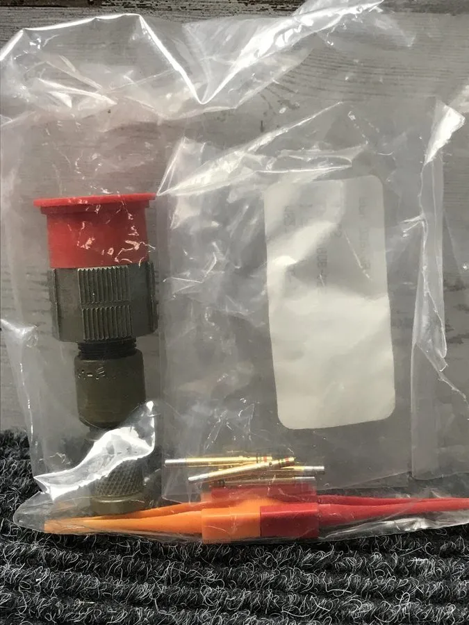Разъём Connector Kit MS27488-20-1 w/ pins LP-597808-355 Amphenol D38999