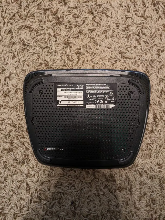 Маршрутизатор Linksys WRT610N 270 Mbps 4-Port Gigabit Wireless N Router