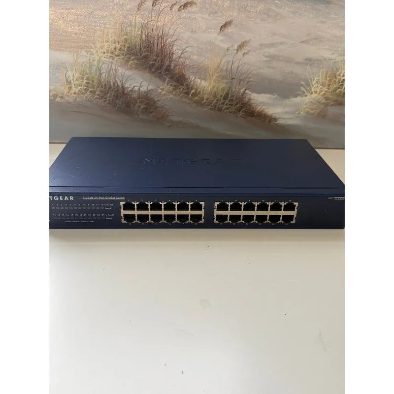 Коммутатор NETGEAR ProSafe JGS524 Plus 24-Port Gigabit Rackmount Switch