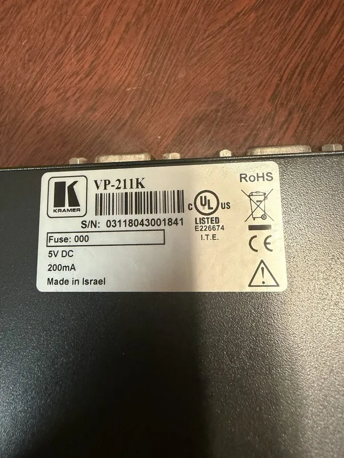Видеокоммутатор Kramer 2x1 VGA / XGA switch / automatic UXGA / audio switcher VP — фото лота 2