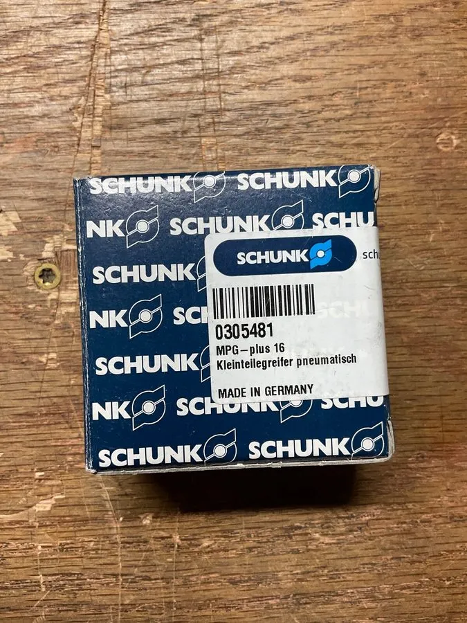 Робот PNEUMATIC Schunk Gripper 0305481 Plus 16