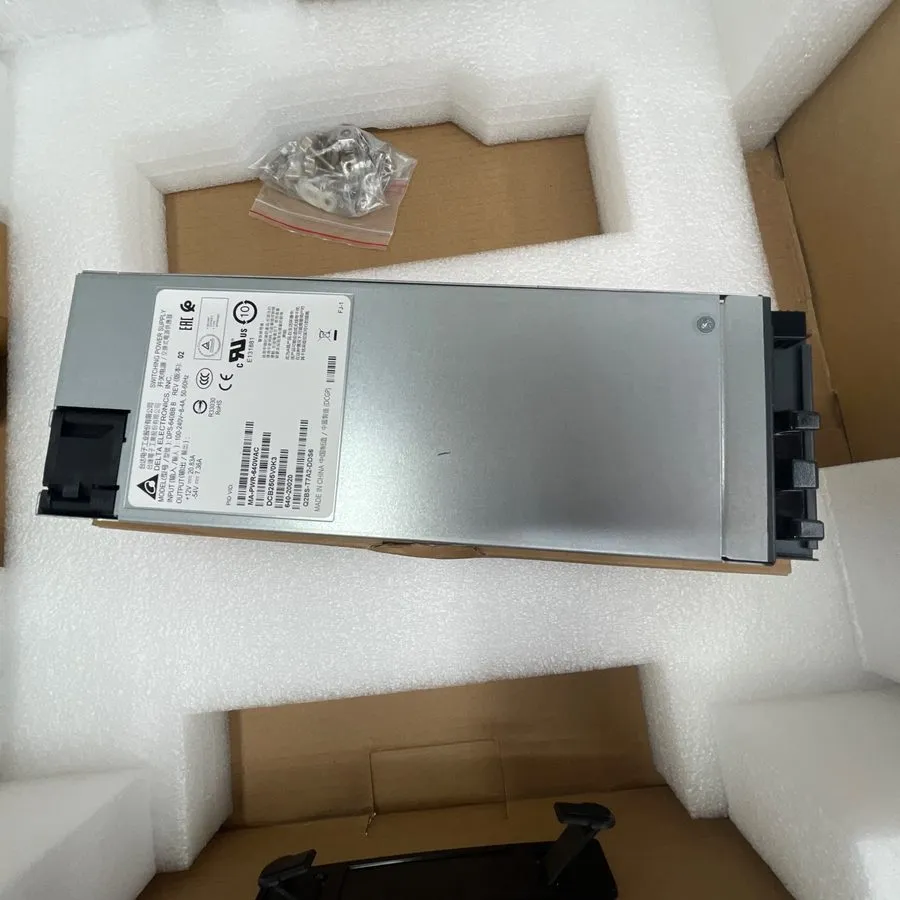Коммутатор Cisco Meraki MS250-48LP 48-Port PoE GbE Switch 4x 10G SFP+ Unclaimed  — фото лота 2