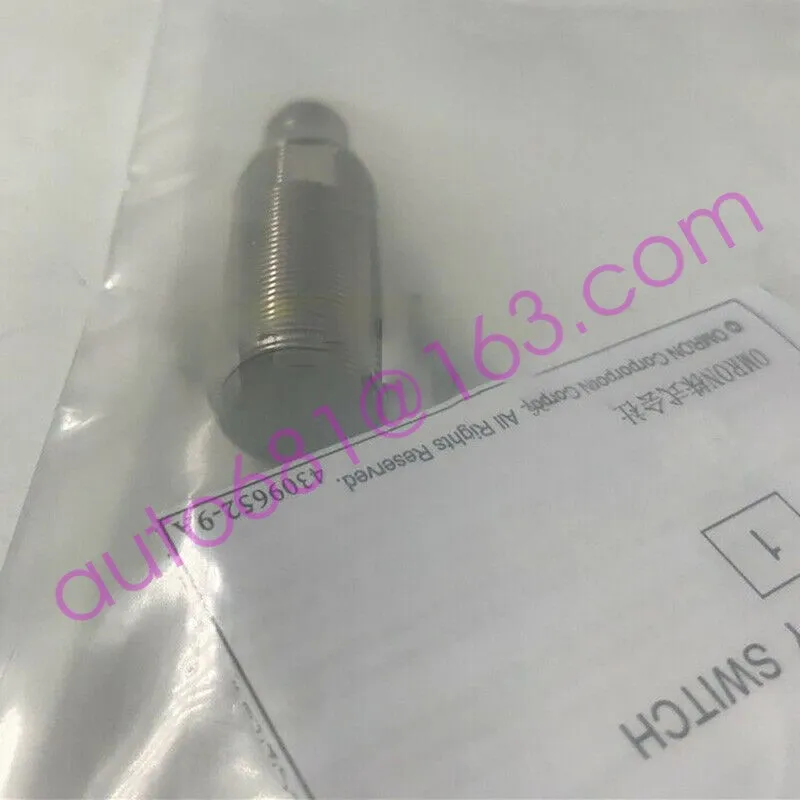 Датчик приближения Omron E2E-X5E1-M1 Proximity Sensor, 12-24VDC