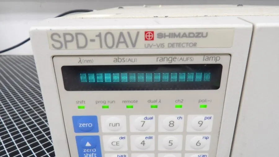 Хроматограф SHIMADZU SPD-10AV UV-VIS PHOTOMETRIC DETECTOR M3198