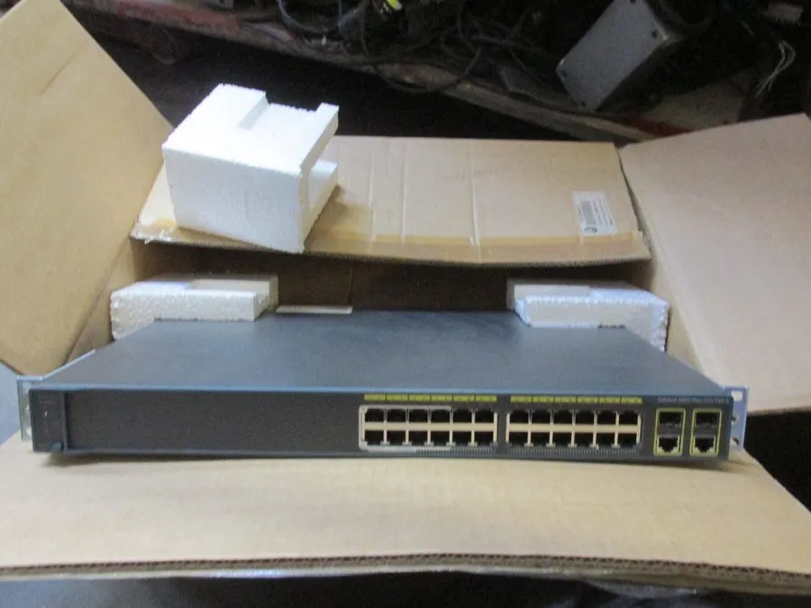 Коммутатор Cisco Catalyst WS-C2960+24LC-L 24-Port (8x PoE) 10/100 Fast Ethernet 