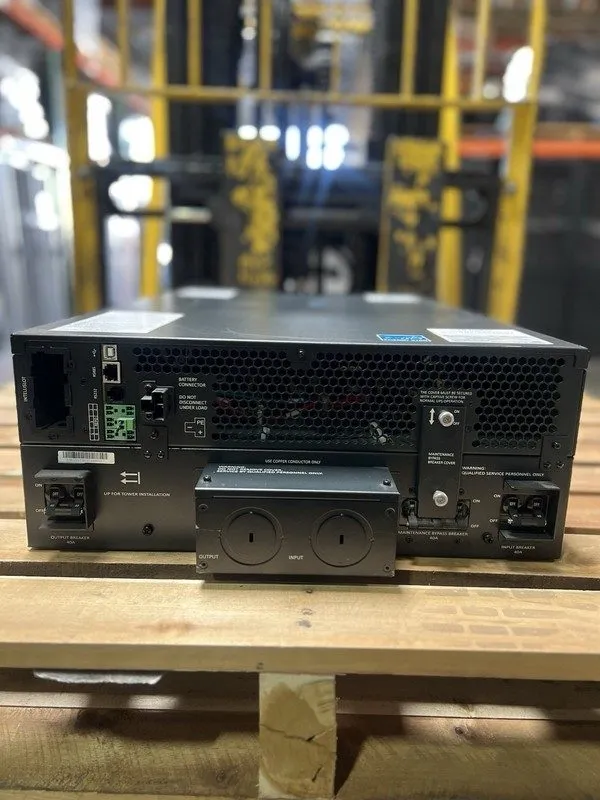 ИБП Vertiv Liebert GXT5 5000VA 5000W RM/Tower 5U 208/240V 50A GXT5-5000MVRT4UXLN