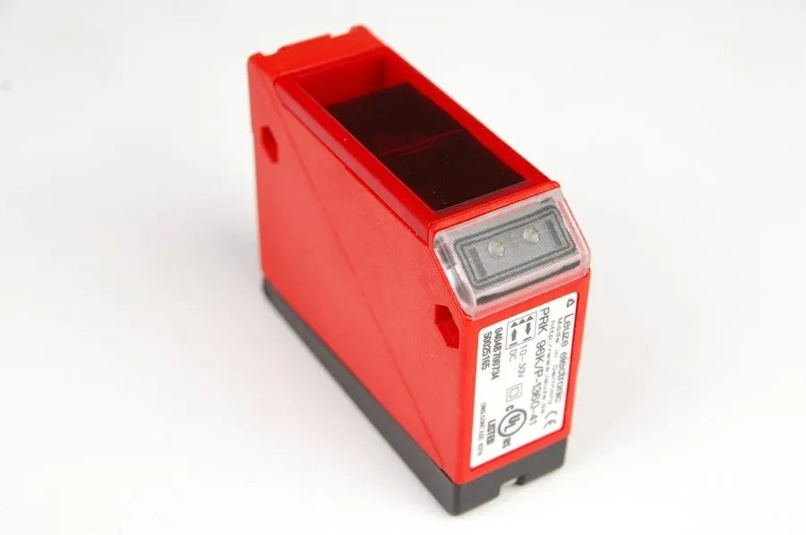 Фотоэлектрический датчик Leuze PRK 96K/P-1360-41 Photoelectric Sensor 10-30VDC 4
