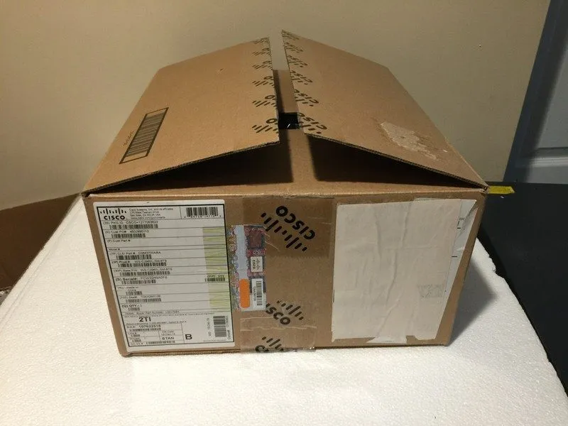 Коммутатор Cisco WS-C2960L-SM-8TS 8 Ports Fully Managed Ethernet Switch