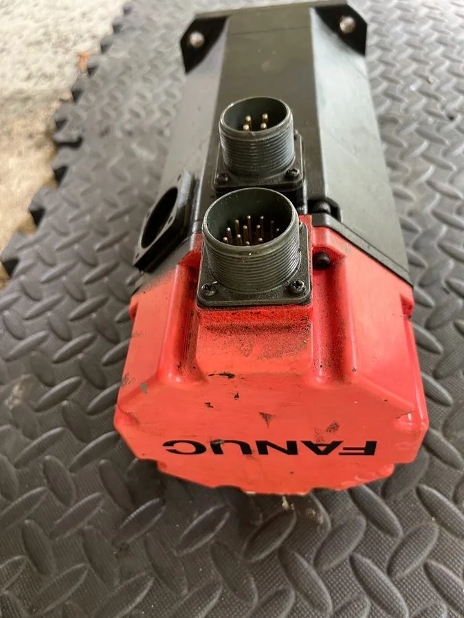 Серводвигатель fanuc servo motor A06B-0512-B003 FREE — фото лота 2