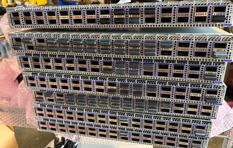 Коммутатор Arista DCS-7280CR2A-30-F 30 Port 30x100GB QSFP28 Switch — фото лота 3