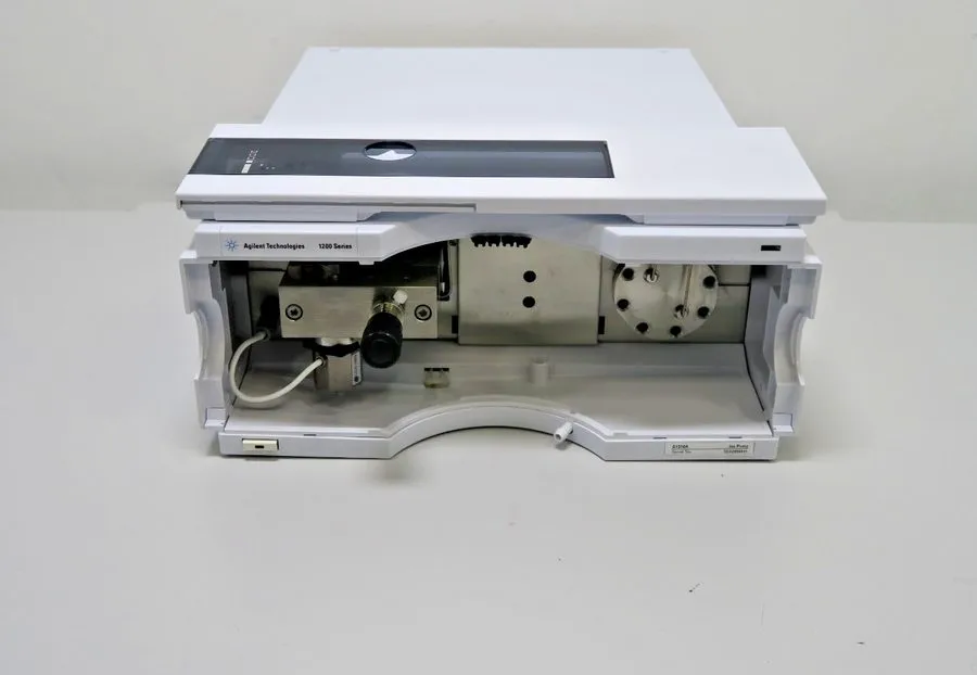 Хроматограф Agilent 1100 series G1310A Iso Pump HPLC LC G1310 IsoPump