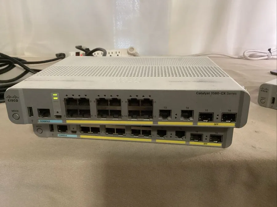 Коммутатор Cisco WS-C3560CX-12TC-S, 12 Port 3560-CX Data IP Base Switch 12 GE