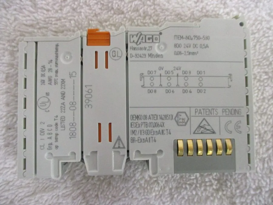 Модуль ввода-вывода WAGO 8-Channel Output Module 24VDC 750-530