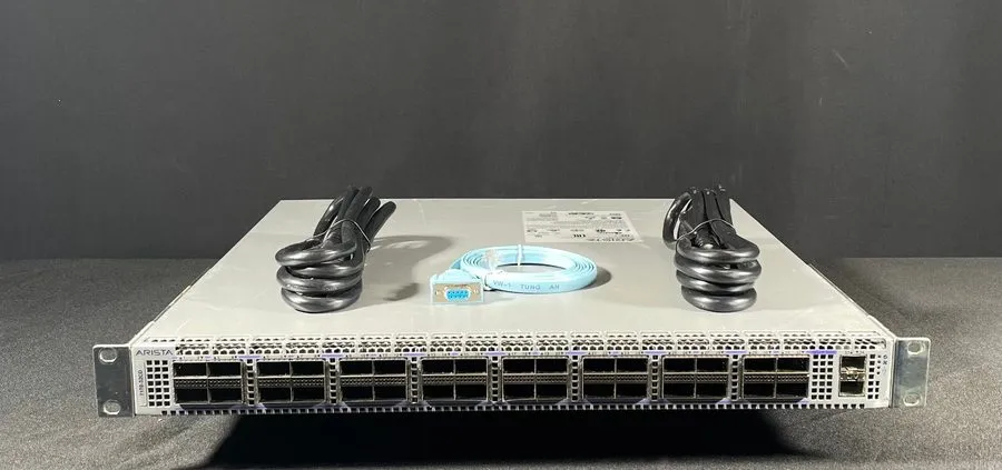 Коммутатор Arista 7170 Series DCS-7170-32CD-F 32x 100G QSFP28 L3 Data Center Swi