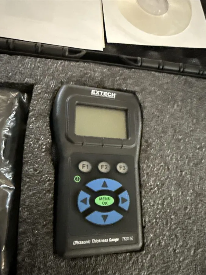 Толщиномер Extech TKG150 Digital Ultrasonic Thickness Gauge/Datalogger Meter — фото лота 1