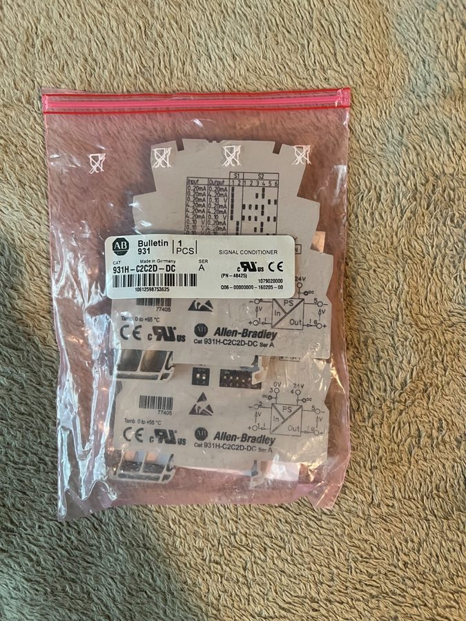 Преобразователь сигнала ALLEN BRADLEY 931H-C2C2D-DC SIGNAL CONDITIONER--SELECTAB