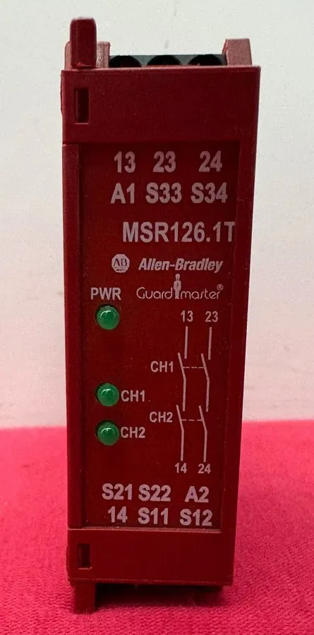 Реле безопасности Allen-Bradley Minotaur MSR126.1T 440R-N23114 Safety Relay 24V 