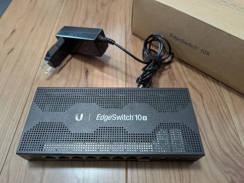 Коммутатор Ubiquiti EdgeSwitch 10X ES-10X 10-Port Gigabit Managed Switch 2x SFP 
