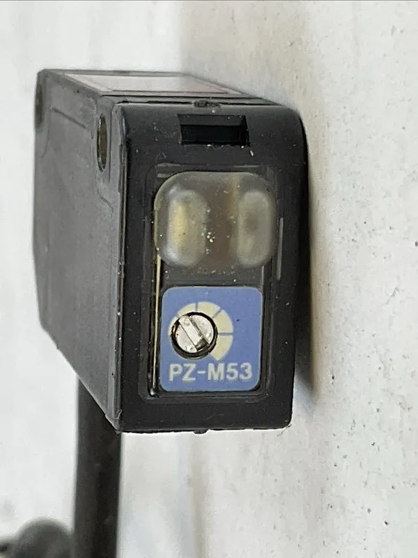 Фотоэлектрический датчик KEYENCE PZ-M53 PHOTOELECTRIC SENSOR 12/24VDC
