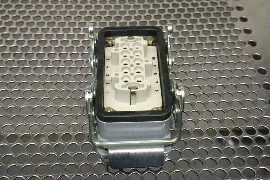 Разъём HARTING H-BE10BS INDUSTRIAL CONNECTOR 10193000 — фото лота 4