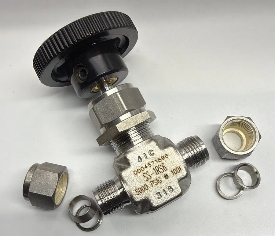 Клапан Swagelok 3/8" Stainless Steel Bonnet Needle Valve SS-1RS6 (LXE9J)