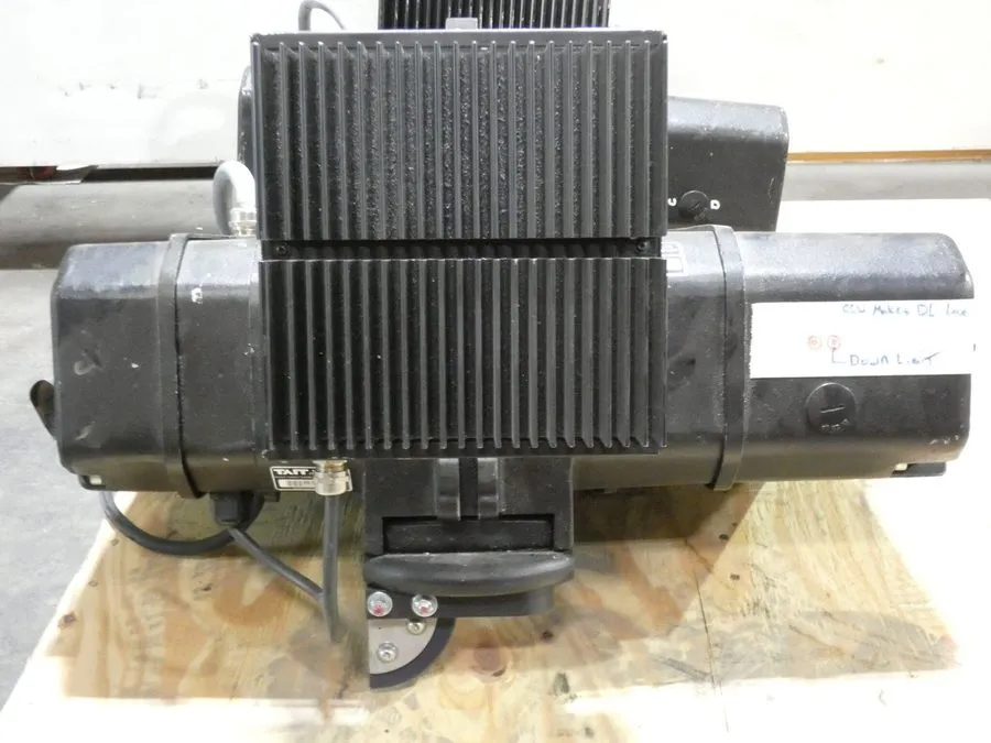 Таль Chain Master SB8.3/10V Chain Hoist W/ Controller, Max Work Load 2