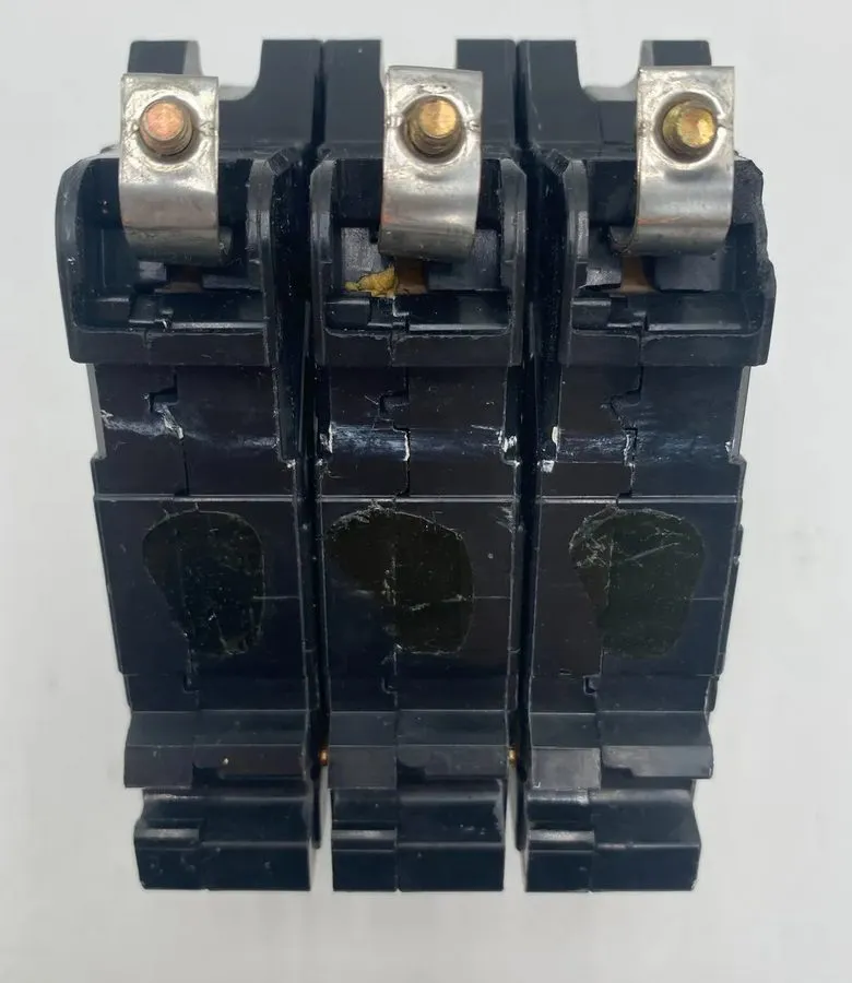Автоматический выключатель Square D EHB34070 70A 3P 480V Bolt-On Molded Case Cir