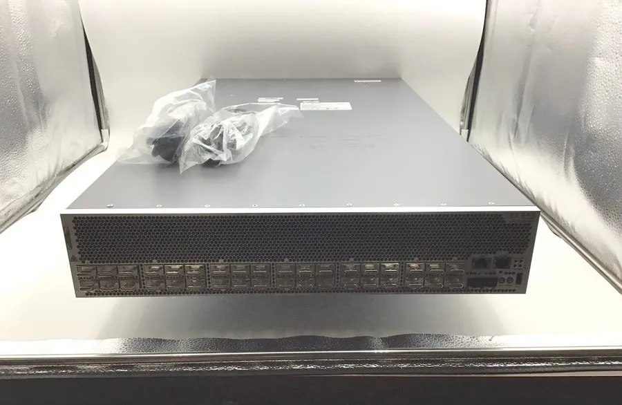 Коммутатор Juniper QFX10002-36Q QFX10002 System with 36-Port 40GbE QSFP+ / 12-Po