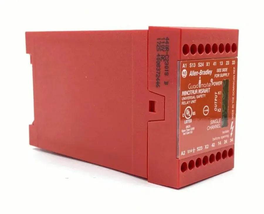 Реле безопасности ALLEN-BRADLEY / 440R-C23018 / MINOTAUR / SAFETY RELAY