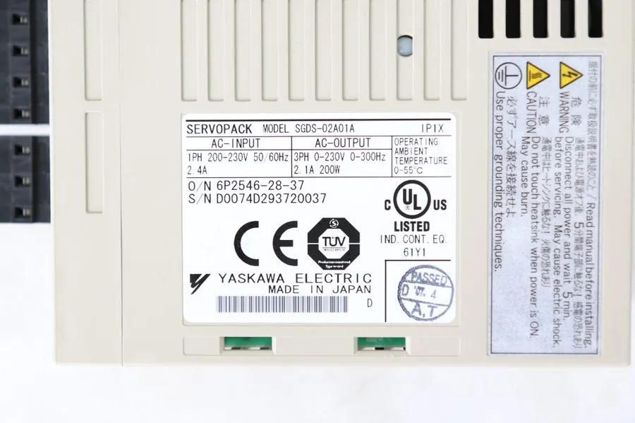 Сервопривод YASKAWA SGDS-02A01A SERVOPACK
