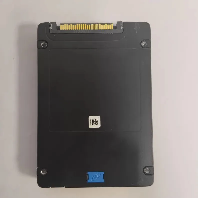 SSD-накопитель Micron 7450 PRO 1.92TB SSD U.3 NVMe PCIe Gen4 x4 MTFDKCC1T9TFR-1B
