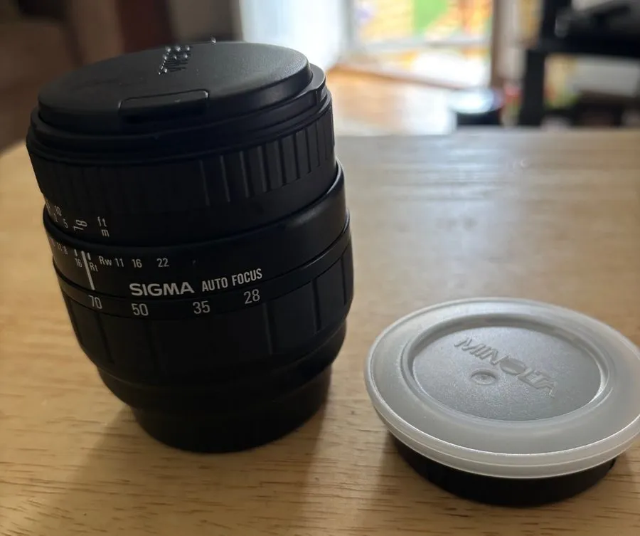 Объектив Sigma Camera Lens 28-70 mm F2.8-r UC Excellent Condition — фото лота 1
