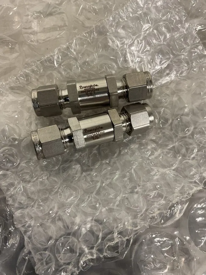Клапан Swagelok SS-4C-5 Stainless Steel Poppet Check Valve FNFP — фото лота 1