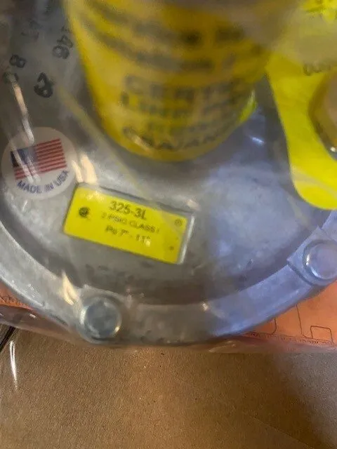 Трубопроводная арматура Maxitrol 325-3L 1/2" Gas Line Pressure Regulator CSA/ANS