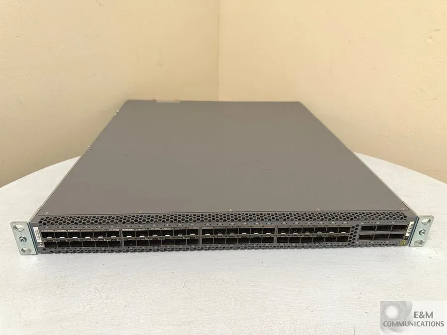 Коммутатор Juniper QFX5100-48S-D-3AFO 48-Port 10GbE SFP+ 6-Port 40GbE QSFP+ DC S