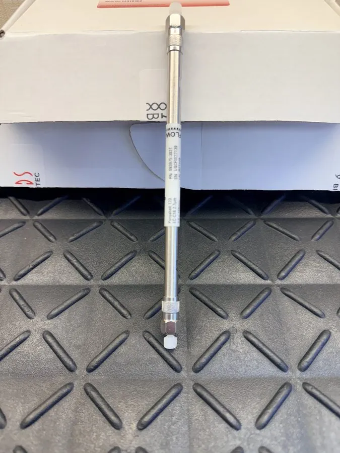 Хроматографическая колонка Agilent 693975-302T Poroshell 120 EC-C18 HPLC Column  — фото лота 2