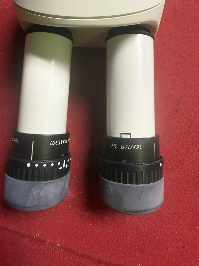 Микроскоп LEICA 445619 / 10445619 MICROSCOPE BINOCULAR HEAD — фото лота 1