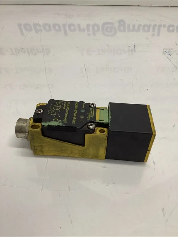 Датчик приближения Turck Proximity Switch Sensor Ni20NF-CP40-VP4X2 K-944 — фото лота 2