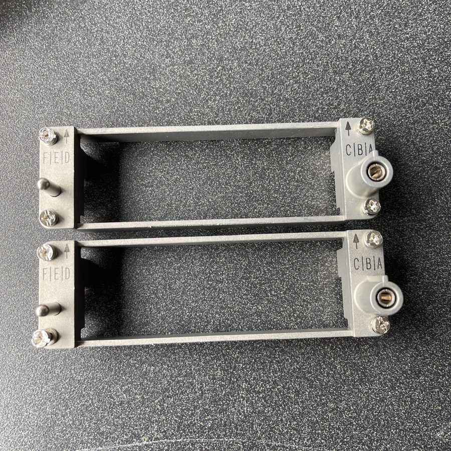 Модуль Harting 09140240301 Retaining Frame (H) 24B — фото лота 2
